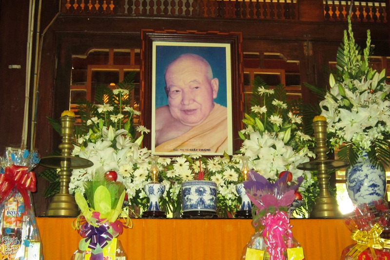 nhitogiacchanh
