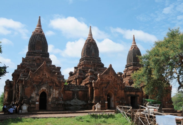 Payathonzu-Temple-Bagan-Myanmar