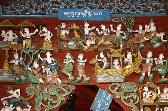 Shwezigon-Paya-detail-Bagan